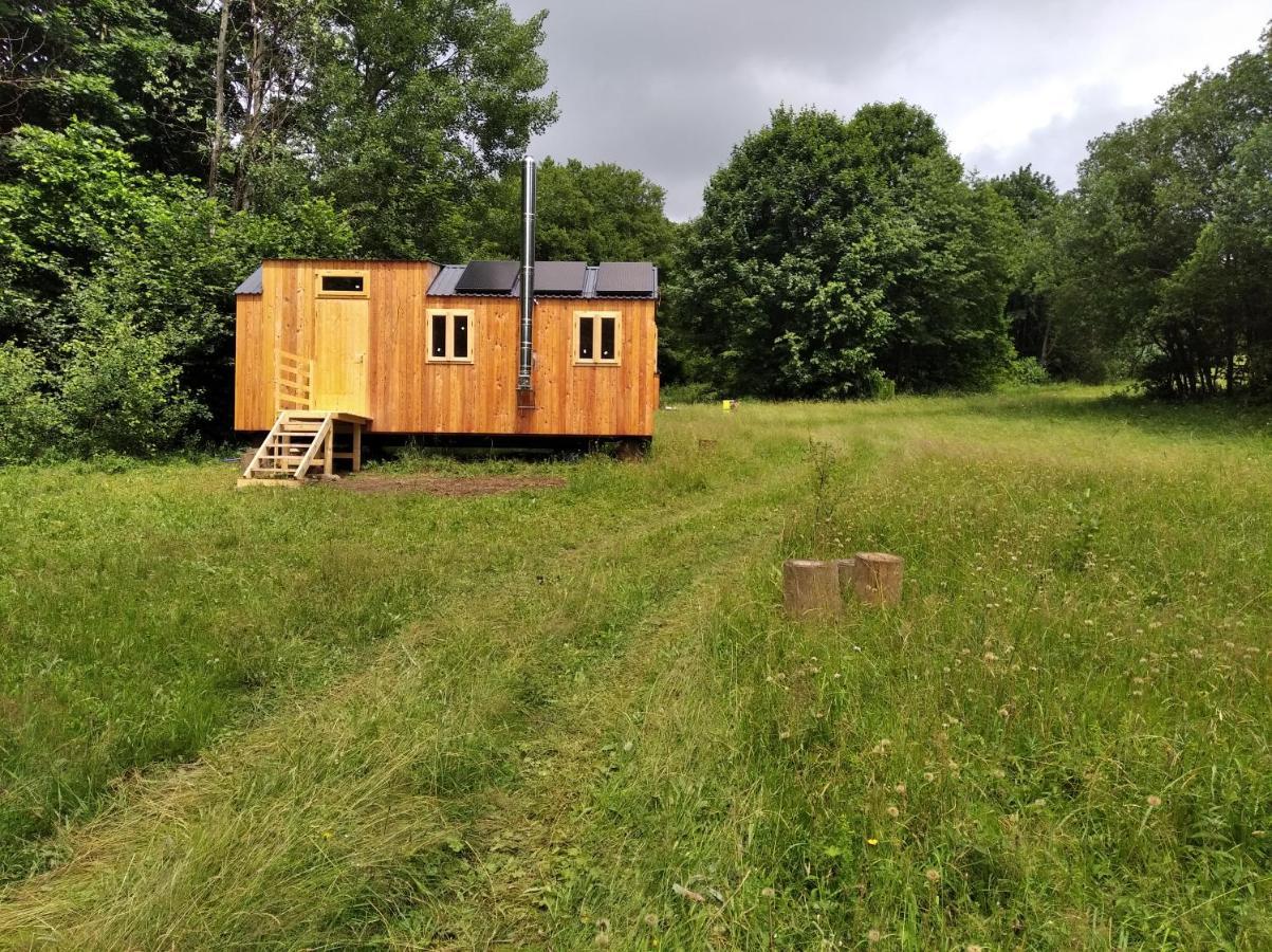 הוילה Výprachtice Celorocni Glamping V Pohodlnem Domecku מראה חיצוני תמונה